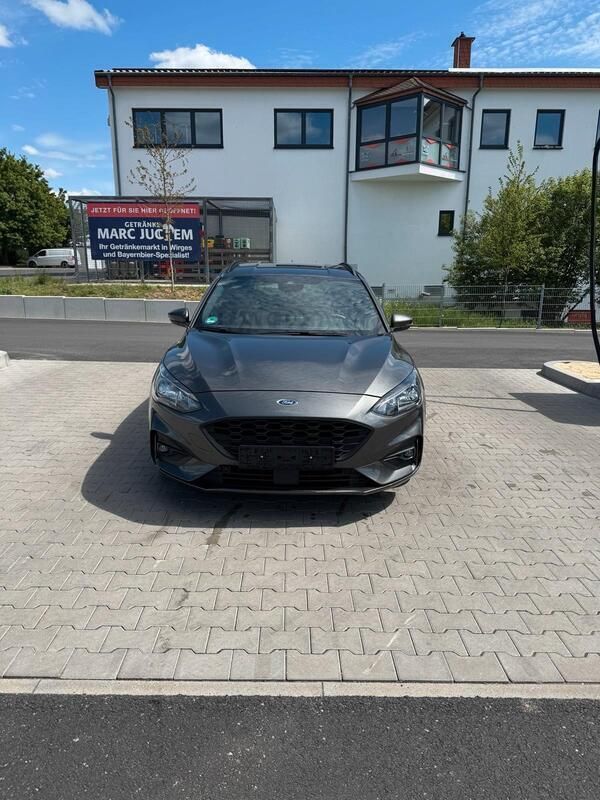 Grau Gebraucht 2020 Ford Focus ST-Line Kombi | 13.600 € (Guter Preis) - Bild 1/4