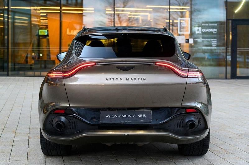 Gebraucht Aston Martin DBX 551 PS (405 kW) 2022 Braun SUV