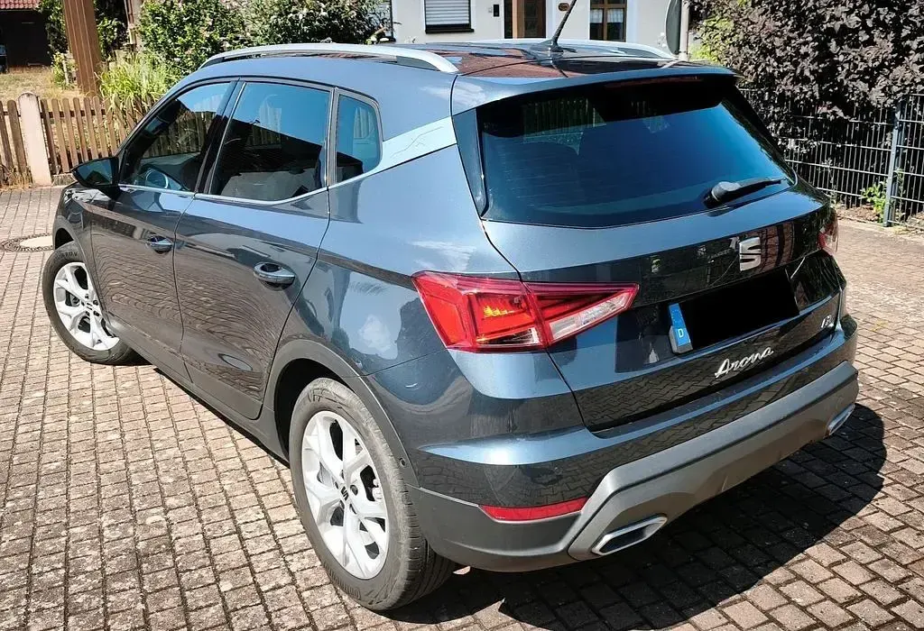 Gebraucht Seat Arona FR 150 PS (110 kW) 2022 Grau SUV
