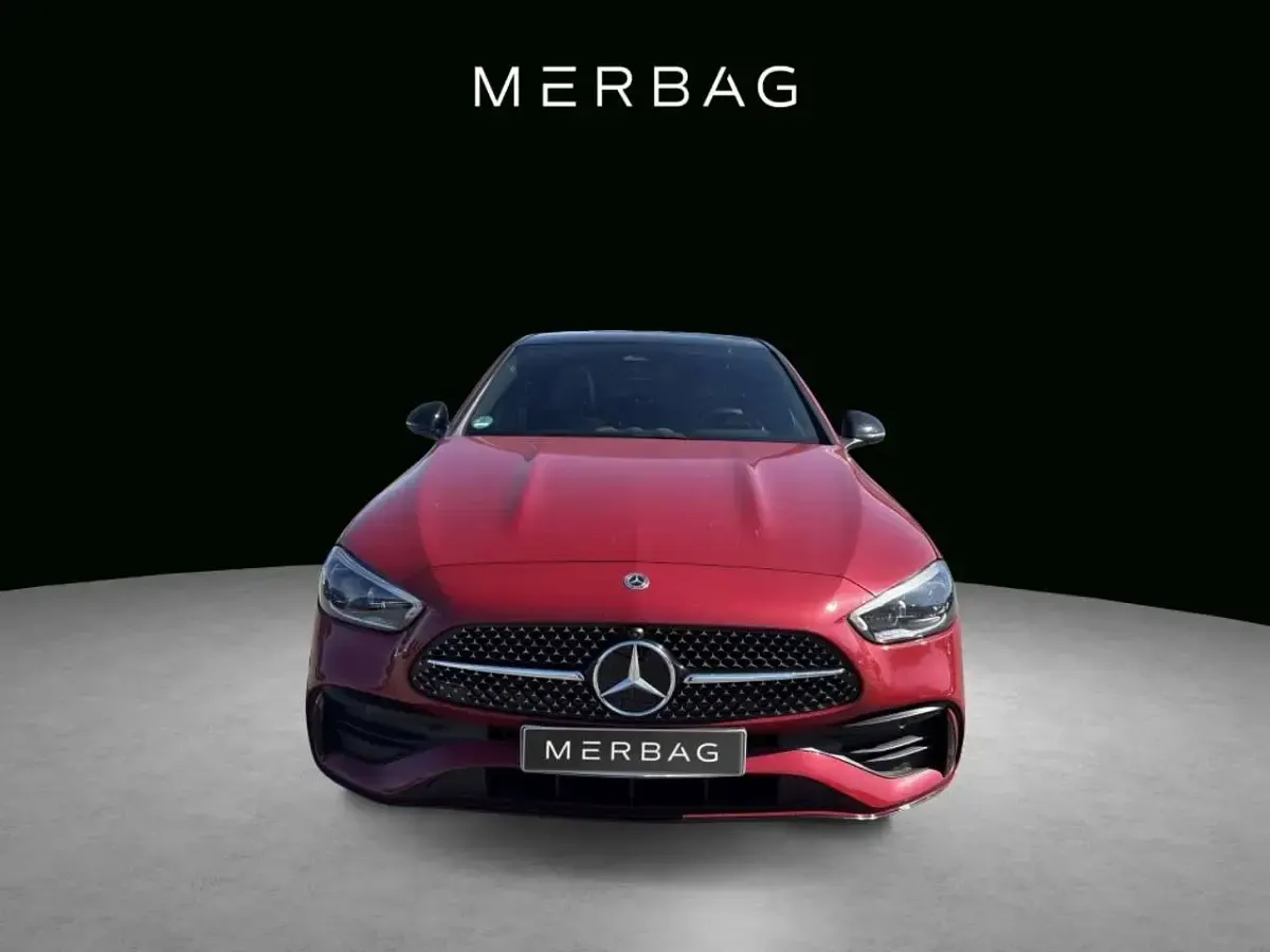 Gebraucht Mercedes C300e AMG 204 PS (150 kW) 2026 Rot Limousine