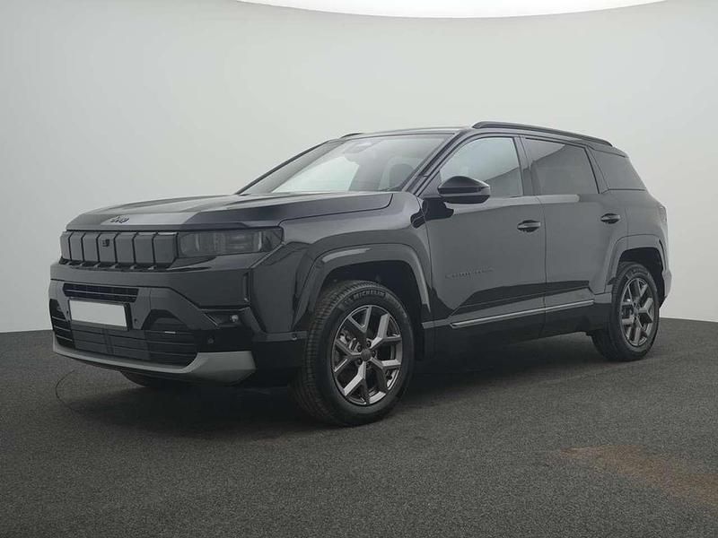Neu Jeep Compass 145 PS (106 kW) 2026 Schwarz SUV