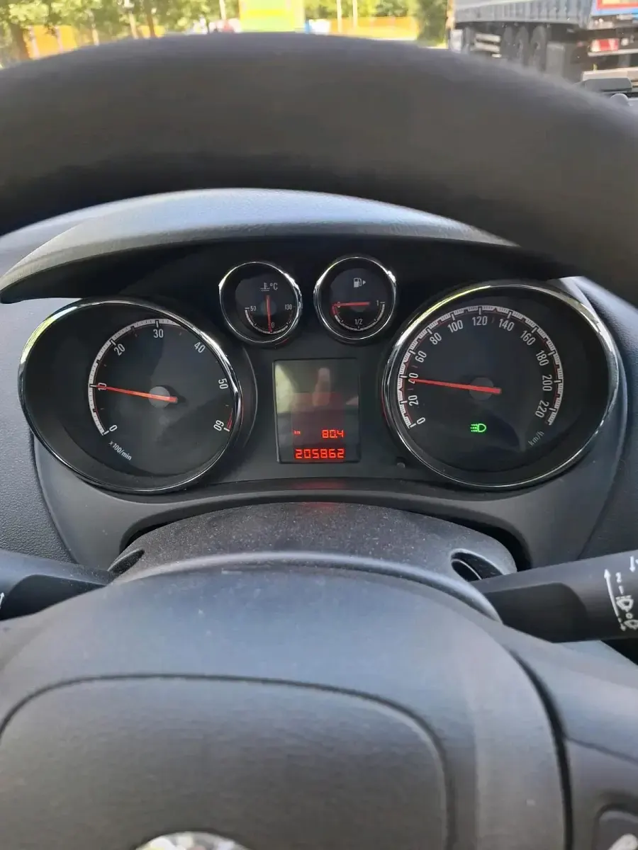 Gebraucht Opel Meriva 120 PS (88 kW) 2011 Braun Van / Kleinbus