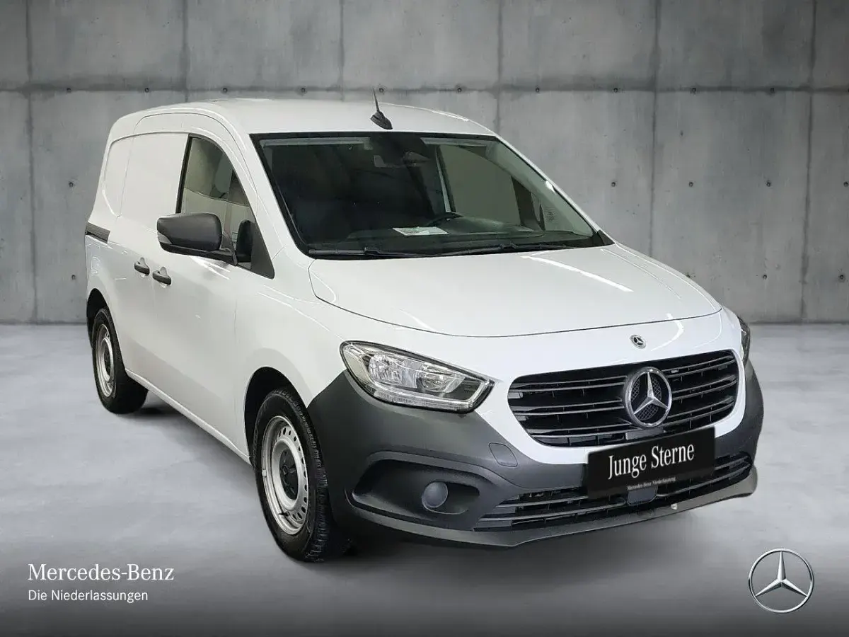 Gebraucht Mercedes Citan 110 95 PS (69 kW) 2022 Weiß Van / Kleinbus