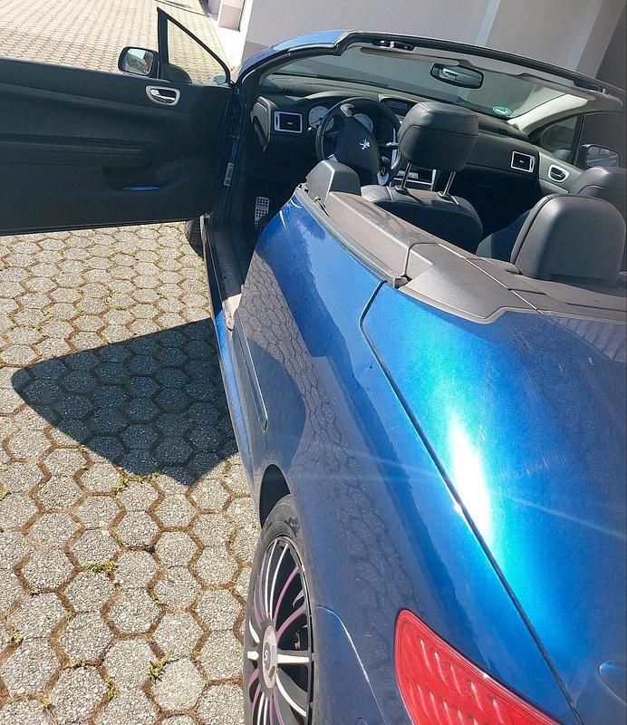 Gebraucht Peugeot 307 CC 136 PS (100 kW) 2004 Blau Cabrio