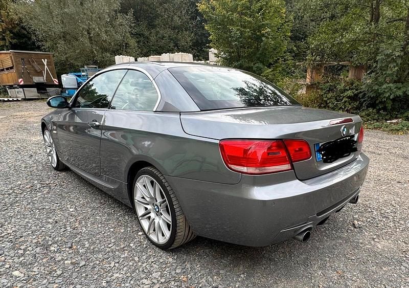 Gebraucht BMW 335 Cabriolet 306 PS (225 kW) 2008 Grau Cabrio