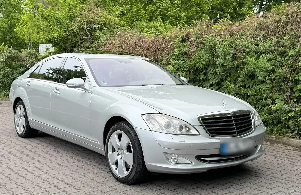 Gebraucht Mercedes S500 387 PS (284 kW) 2007 Silber Limousine