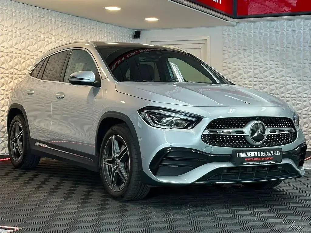 Gebraucht Mercedes GLA250 AMG 224 PS (164 kW) 2020 Iridiumsilber  metalliclack SUV
