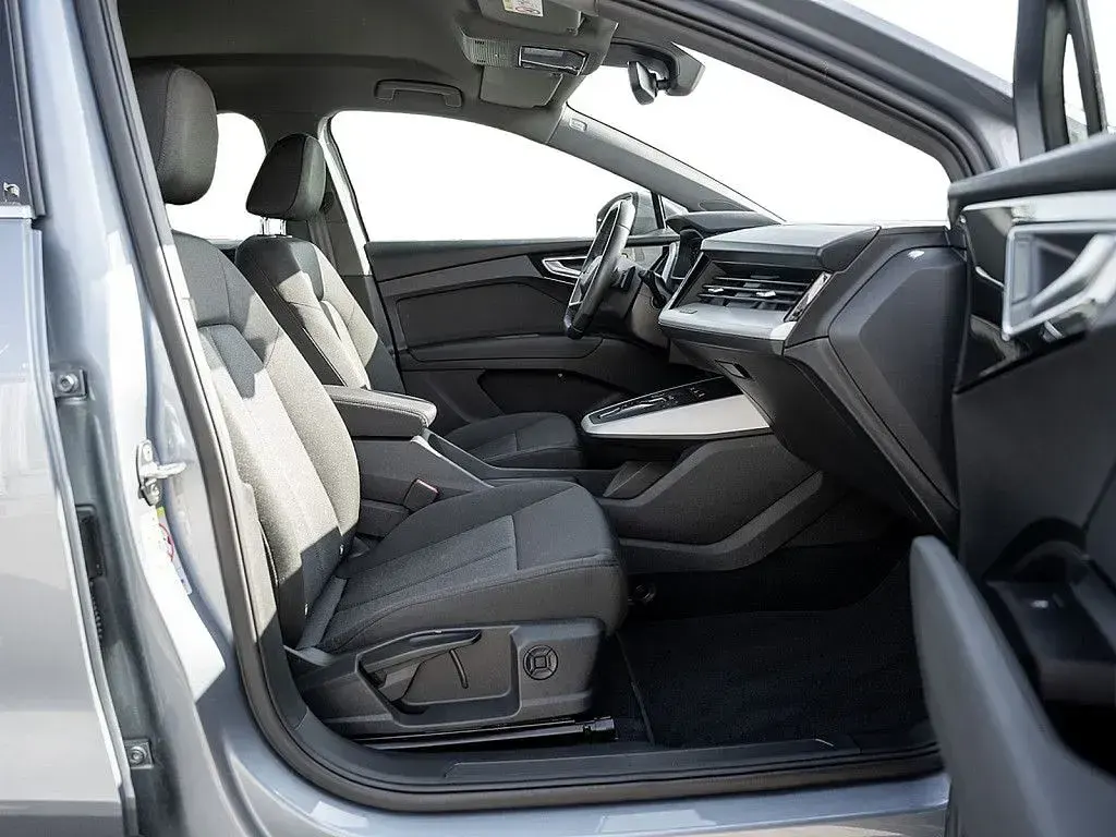 Gebraucht Audi Q4 Sportback e-tron Performance 150 kW (204 PS) 2022 Blau SUV