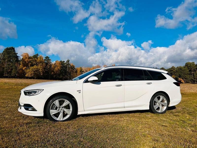 Gebraucht Opel Insignia Ultimate 260 PS (191 kW) 2018 Weiß Kombi