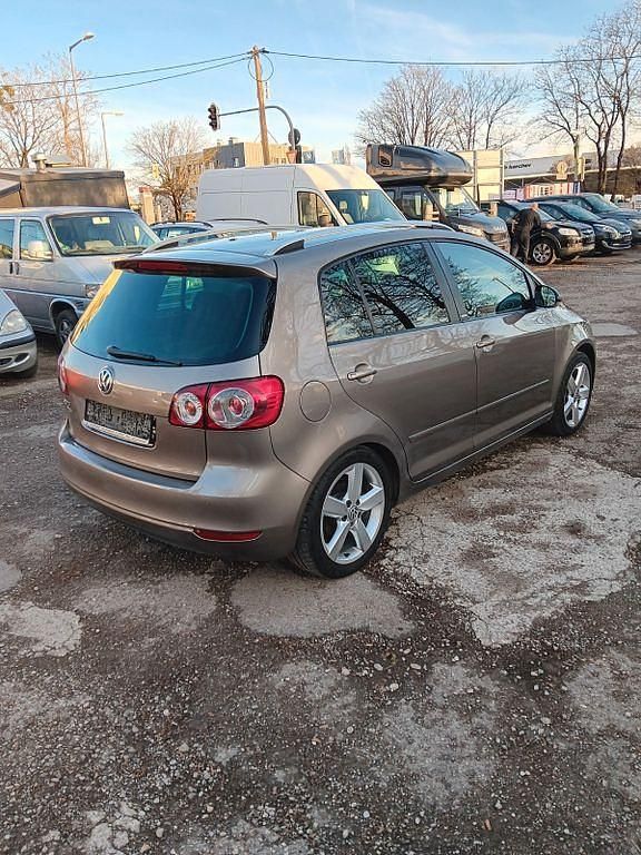 Gebraucht VW Golf VI Style 80 PS (58 kW) 2011 Braun Kleinwagen