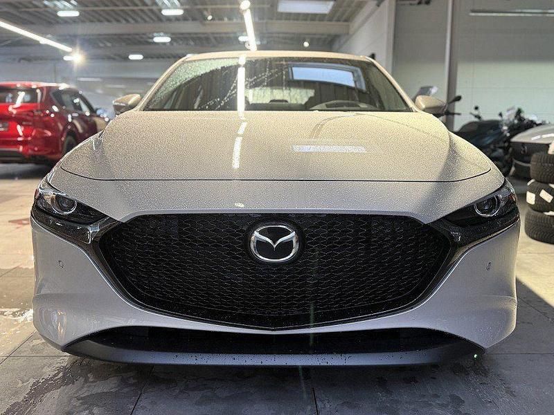 Neu Mazda 3 Center-Line 140 PS (102 kW) 2026 Beige Limousine