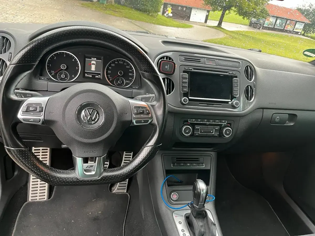 Gebraucht VW Tiguan 180 PS (132 kW) 2014 Schwarz SUV