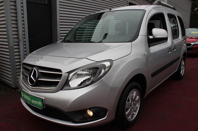 Gebraucht Mercedes Citan 112 Edition 114 PS (83 kW) 2017 Silber Kombi
