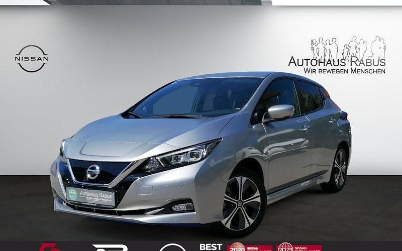 Gebraucht Nissan Leaf Tekna 160 kW (218 PS) 2020 Silber blade silver metallic Kleinwagen