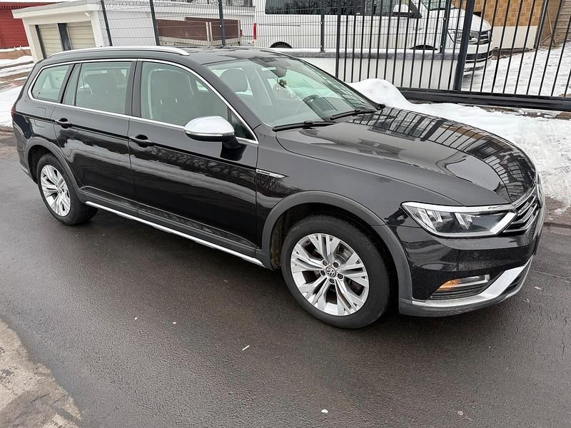 Gebraucht VW Passat Alltrack 150 PS (110 kW) 2017 Schwarz Kombi