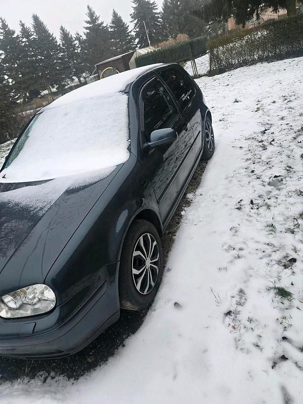 Gebraucht VW Golf IV 105 PS (77 kW) 2002 Andere farben Kleinwagen