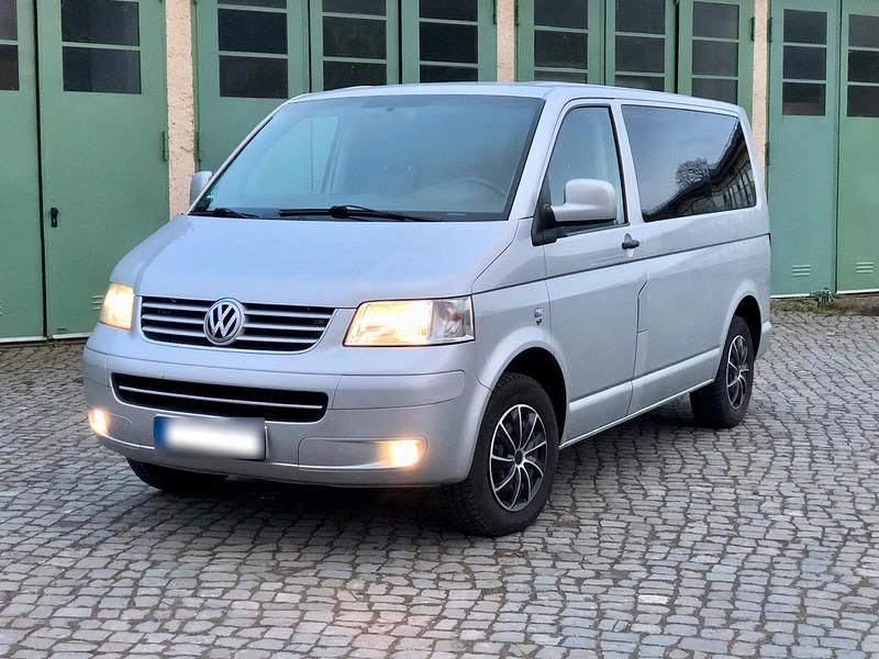 Gebraucht VW Transporter 131 PS (96 kW) 2006 Silber Van