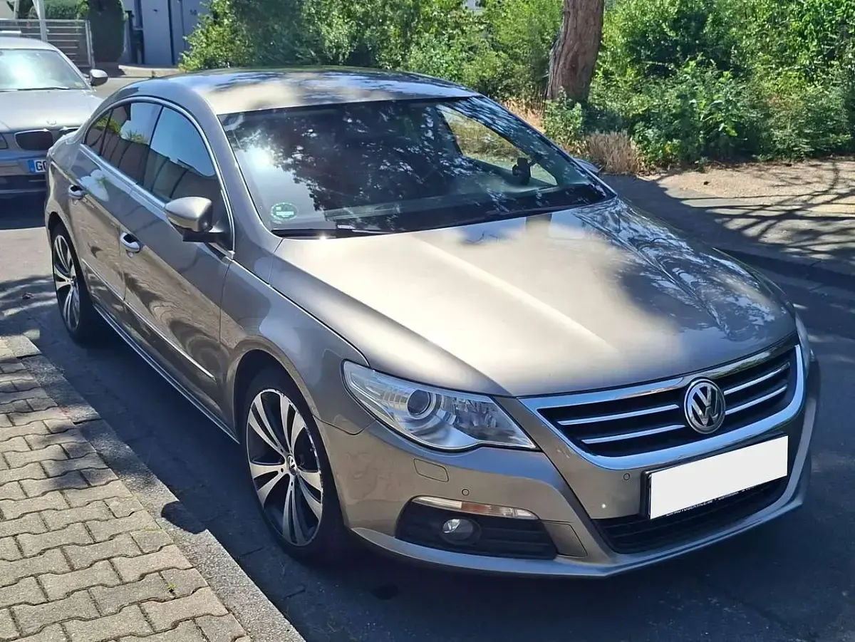 Gebraucht VW CC Exclusive 140 PS (102 kW) 2011 Bronze Limousine