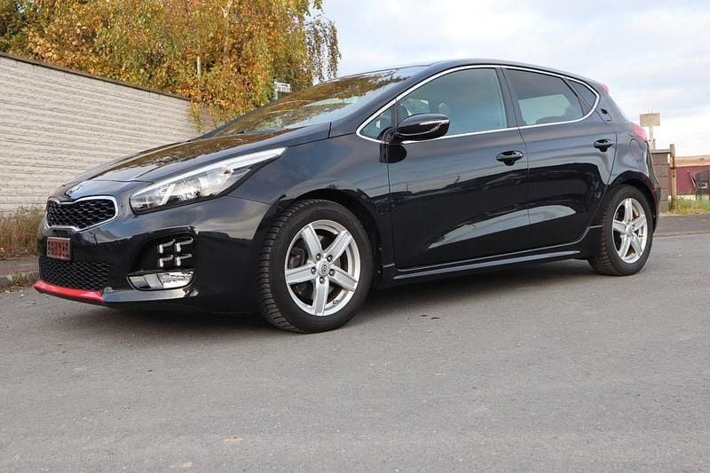 Schwarz Gebraucht 2016 Kia Ceed GT 2 Limousine | 9.999 € (Fairer Preis) - Bild 1/4
