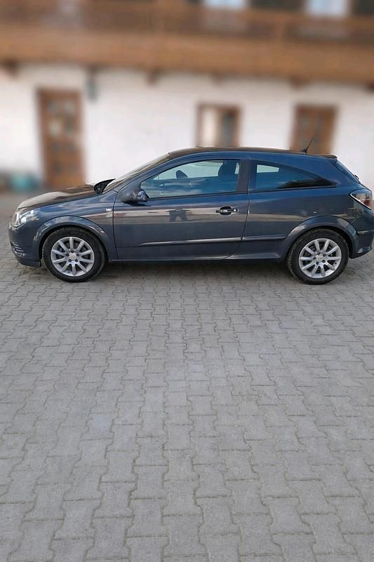 Gebraucht Opel Astra GTC 125 PS (91 kW) 2006 Blau