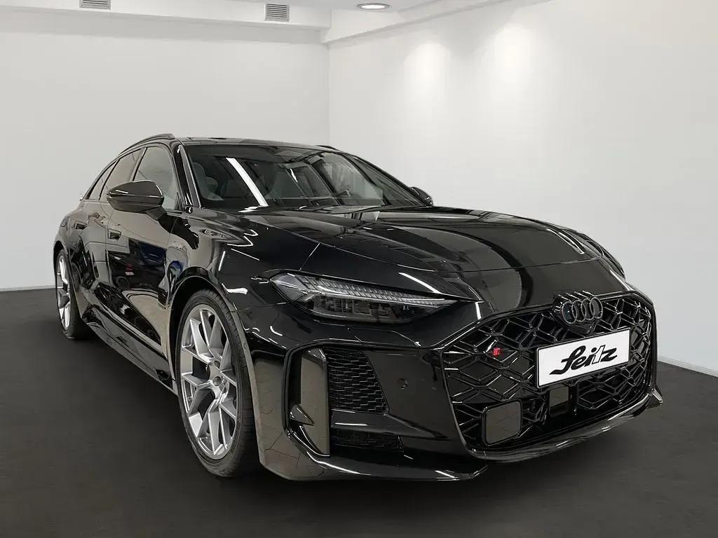 Gebraucht Audi RS5 Exclusive 639 PS (469 kW) 2026 Schwarz Kombi