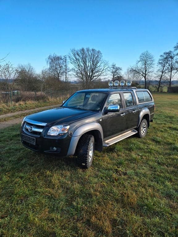 Schwarz Gebraucht 2008 Mazda BT-50 Abholung | 8.900 € - Bild 1/4