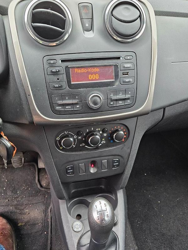 Gebraucht Dacia Logan Ambiance 72 PS (52 kW) 2015 Other Kombi