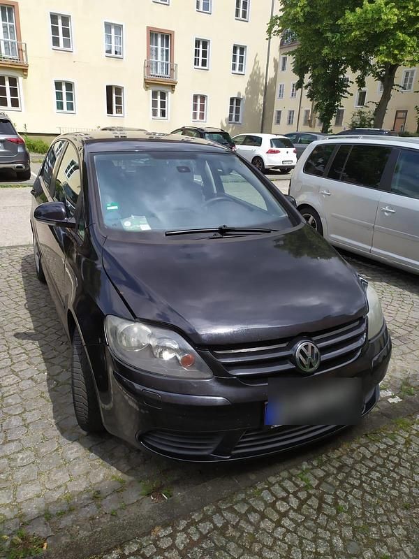 Gebraucht VW Golf Plus Cross 85 PS (62 kW) 2007 Schwarz Van / Kleinbus