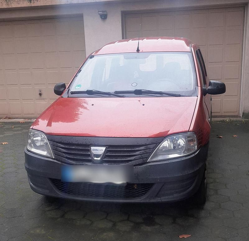 Orange Gebraucht 2010 Dacia Logan MCV Kombi | 1.699 € (Superpreis) - Bild 1/4