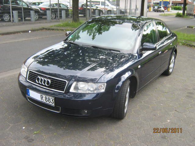 Gebraucht Audi A4 222 PS (163 kW) 2004 Blau metallic Limousine