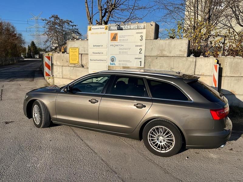 Gebraucht Audi A6 Business 204 PS (150 kW) 2012 Grau Kombi