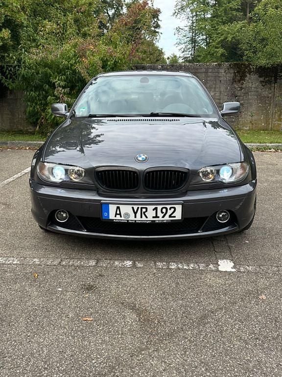 Grau Gebraucht 2005 BMW 320 Coupé | 4.000 € (Guter Preis) - Bild 1/4