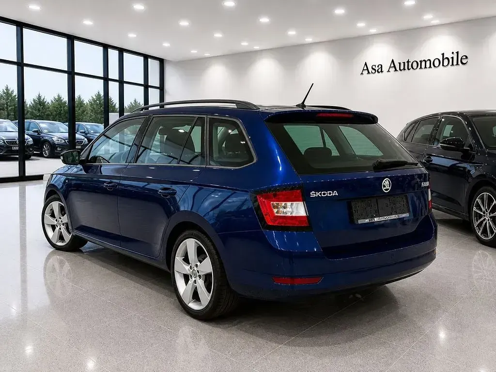 Gebraucht Skoda Fabia Style 90 PS (66 kW) 2017 Blau Kombi