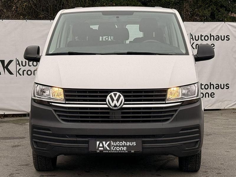 Gebraucht VW Caravelle Trendline 110 PS (80 kW) 2021 Candyweiß Van / Kleinbus
