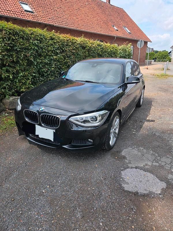Schwarz Gebraucht 2014 BMW 120 M Sport Kleinwagen | 9.099 € (Fairer Preis) - Bild 1/4