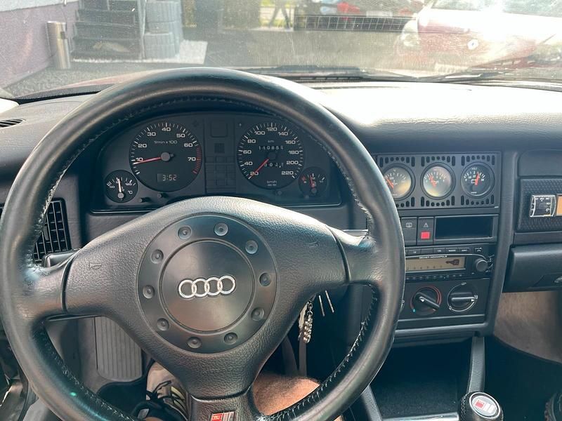 Second-hand Audi 80 116 CP (85 kW) 1994 Roșu Berlinǎ