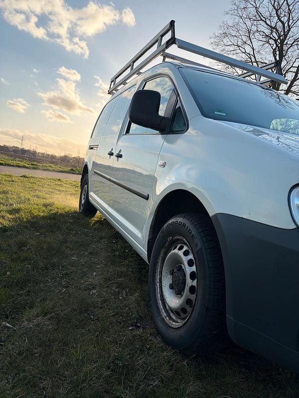 Gebraucht VW Caddy Maxi 105 PS (77 kW) 2008 Weiß Van / Kleinbus