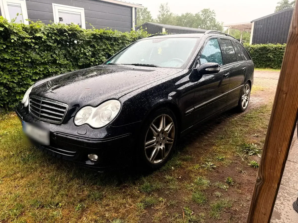 Gebraucht Mercedes C320 Avantgarde 224 PS (164 kW) 2007 Andere farben Kombi