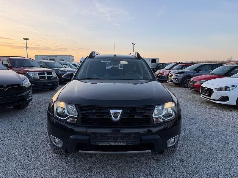 Gebraucht Dacia Duster 114 PS (83 kW) 2017 Schwarz SUV