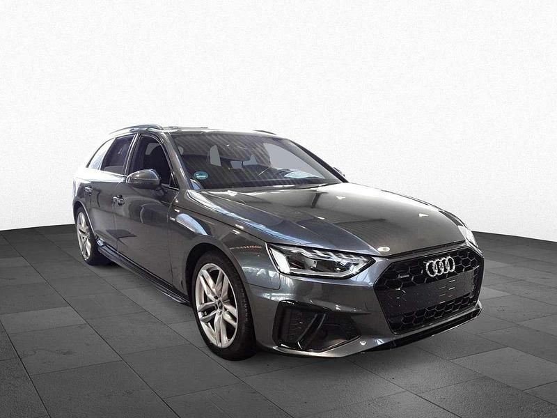 Gebraucht Audi A4 S-Line 265 PS (194 kW) 2023 Daytonagrau perleffekt Kombi