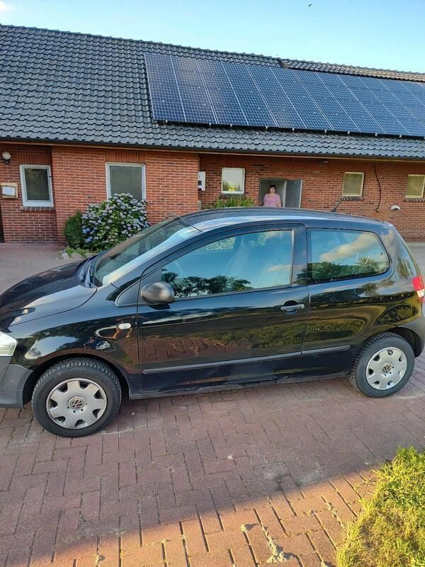 Schwarz Gebraucht 2007 VW Fox Kleinwagen | 1.000 € (Superpreis) - Bild 1/4