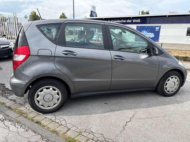 Gebraucht Mercedes A160 95 PS (69 kW) 2009 Grau Kleinwagen