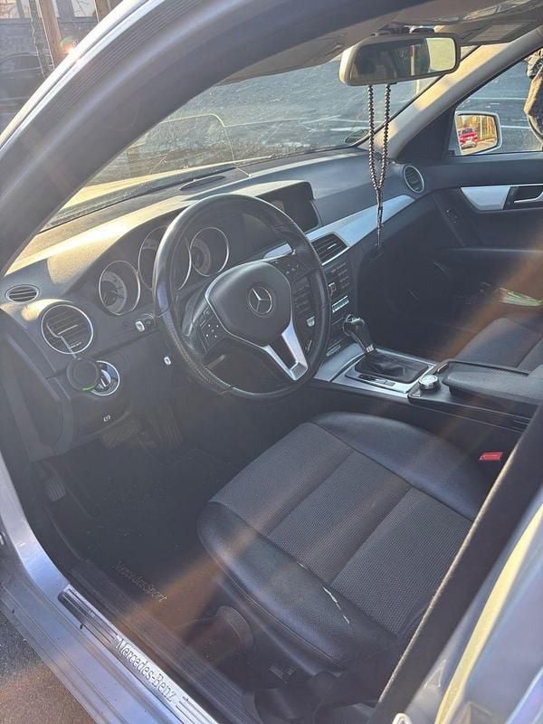Gebraucht Mercedes C220 Avantgarde 170 PS (125 kW) 2012 Silber Kombi