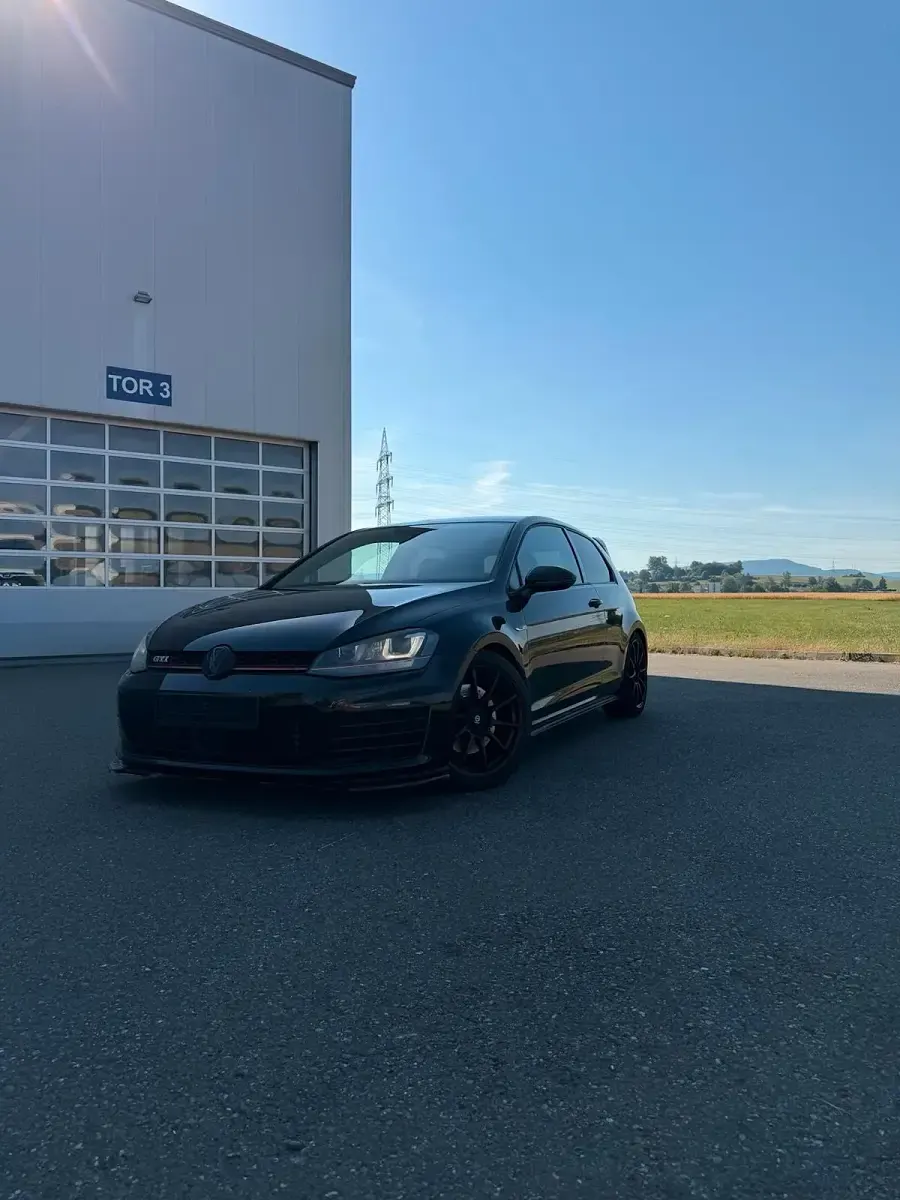 Gebraucht VW Golf VII GTI 220 PS (161 kW) 2014 Schwarz Coupé