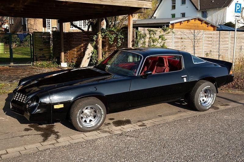 Schwarz Gebraucht 1981 Chevrolet Camaro Coupé | 17.500 € - Bild 1/4
