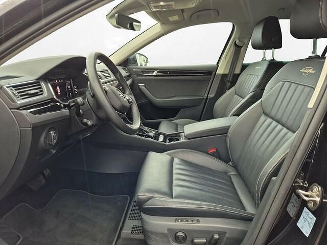Gebraucht Skoda Superb LAURIN & KLEMENT 218 PS (160 kW) 2021 Schwarz Kombi