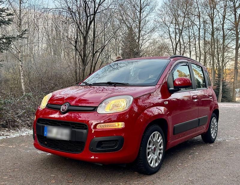 Rot Gebraucht 2013 Fiat Panda Kleinwagen | 7.400 € (Fairer Preis) - Bild 1/4