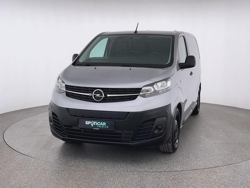 Grau Gebraucht 2021 Opel Vivaro-e Combi Selection Van | 23.490 € (Fairer Preis) - Bild 1/4