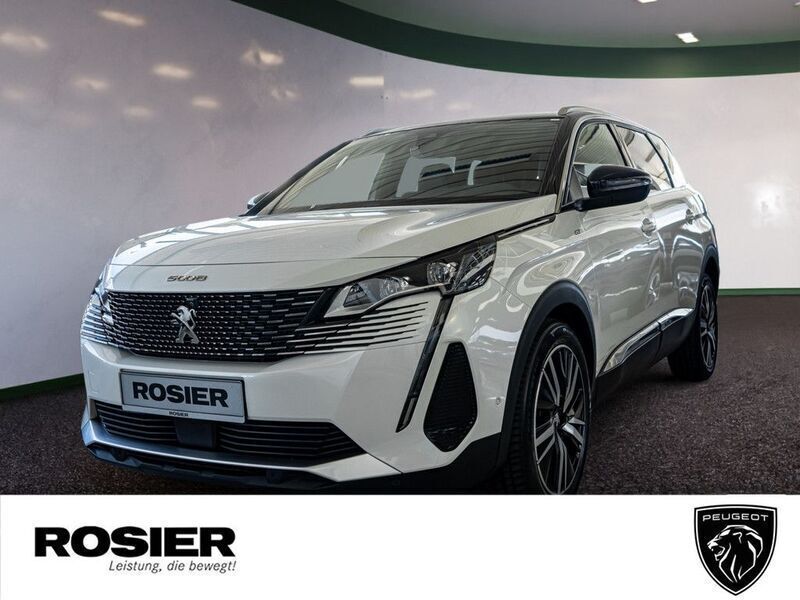 Weiss / perlmutt weiss Gebraucht 2022 Peugeot 5008 GT Van / Kleinbus | 35.870 € (Teuer) - Bild 1/4