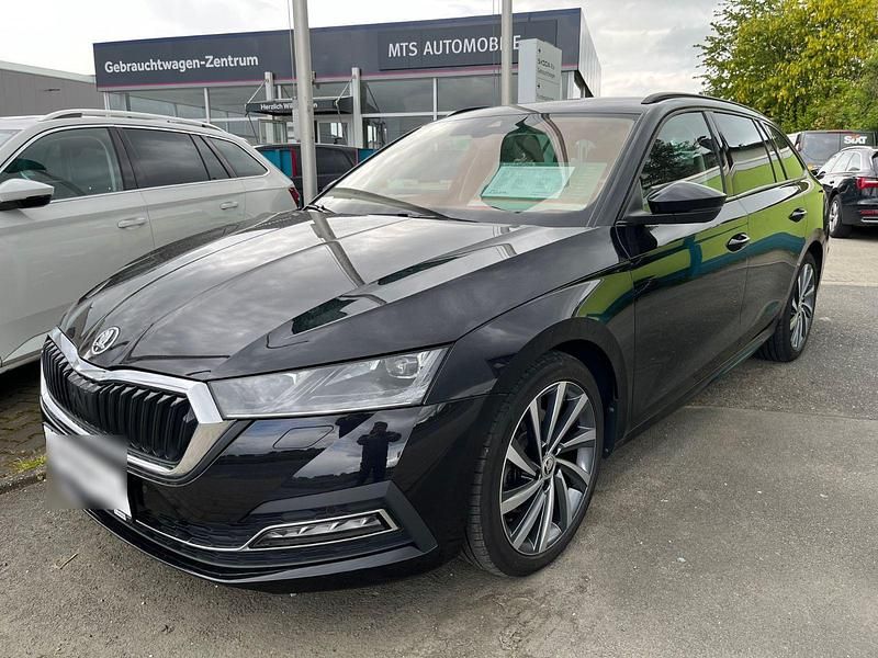 Schwarz Gebraucht 2021 Skoda Octavia First Edition Kombi | 18.900 € (Guter Preis) - Bild 1/4